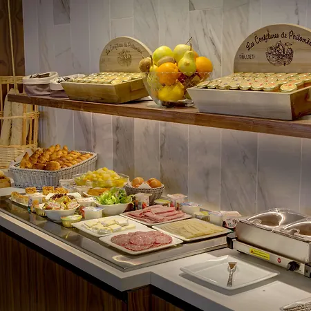 Hotel Western Comedie Saint Roch 3*