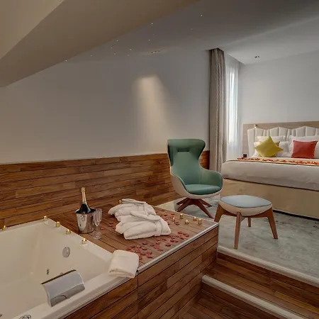 Hotel Western Comedie Saint Roch 3*