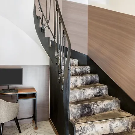 Western Comedie Saint Roch Hotel 3*