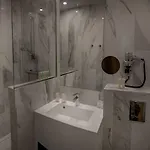 Hotel Western Comedie Saint Roch 3*