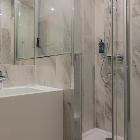 Western Comedie Saint Roch 3* Montpellier