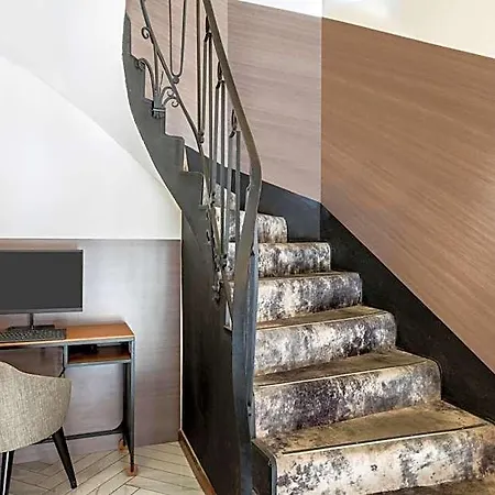 Western Comedie Saint Roch Hotel