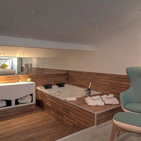 Hotel Western Comedie Saint Roch 3*