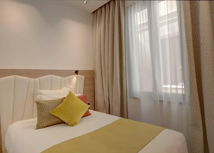 Western Comedie Saint Roch