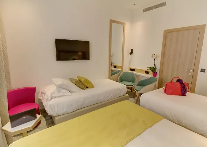 Western Comedie Saint Roch 3*