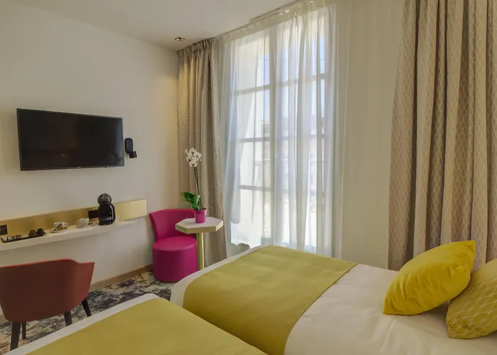 Western Comedie Saint Roch 3*