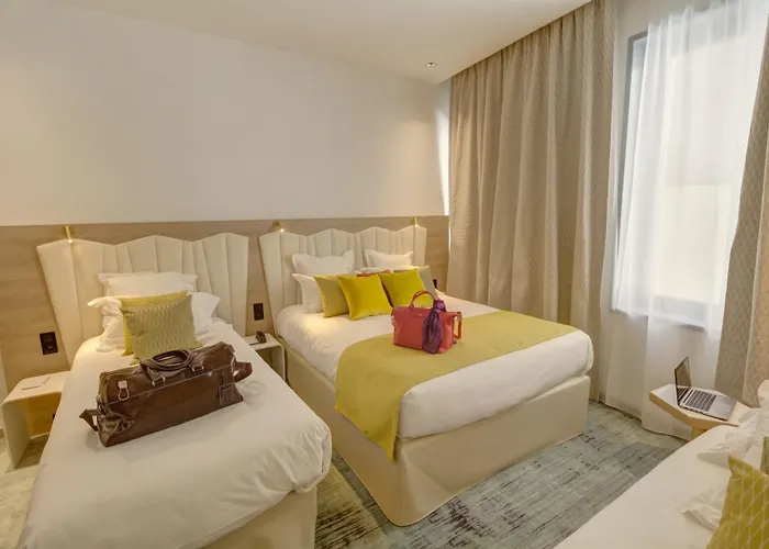 Western Comedie Saint Roch Hotell