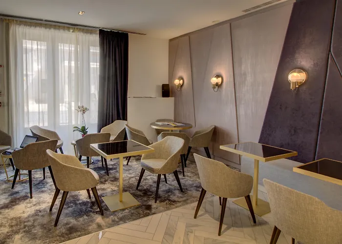 Hotell Western Comedie Saint Roch