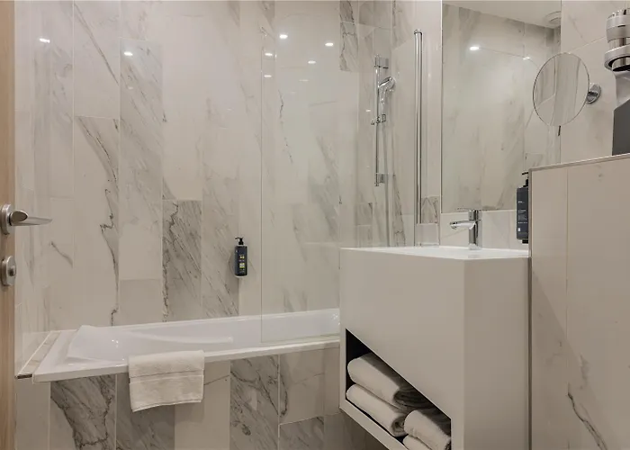 Hotell Western Comedie Saint Roch